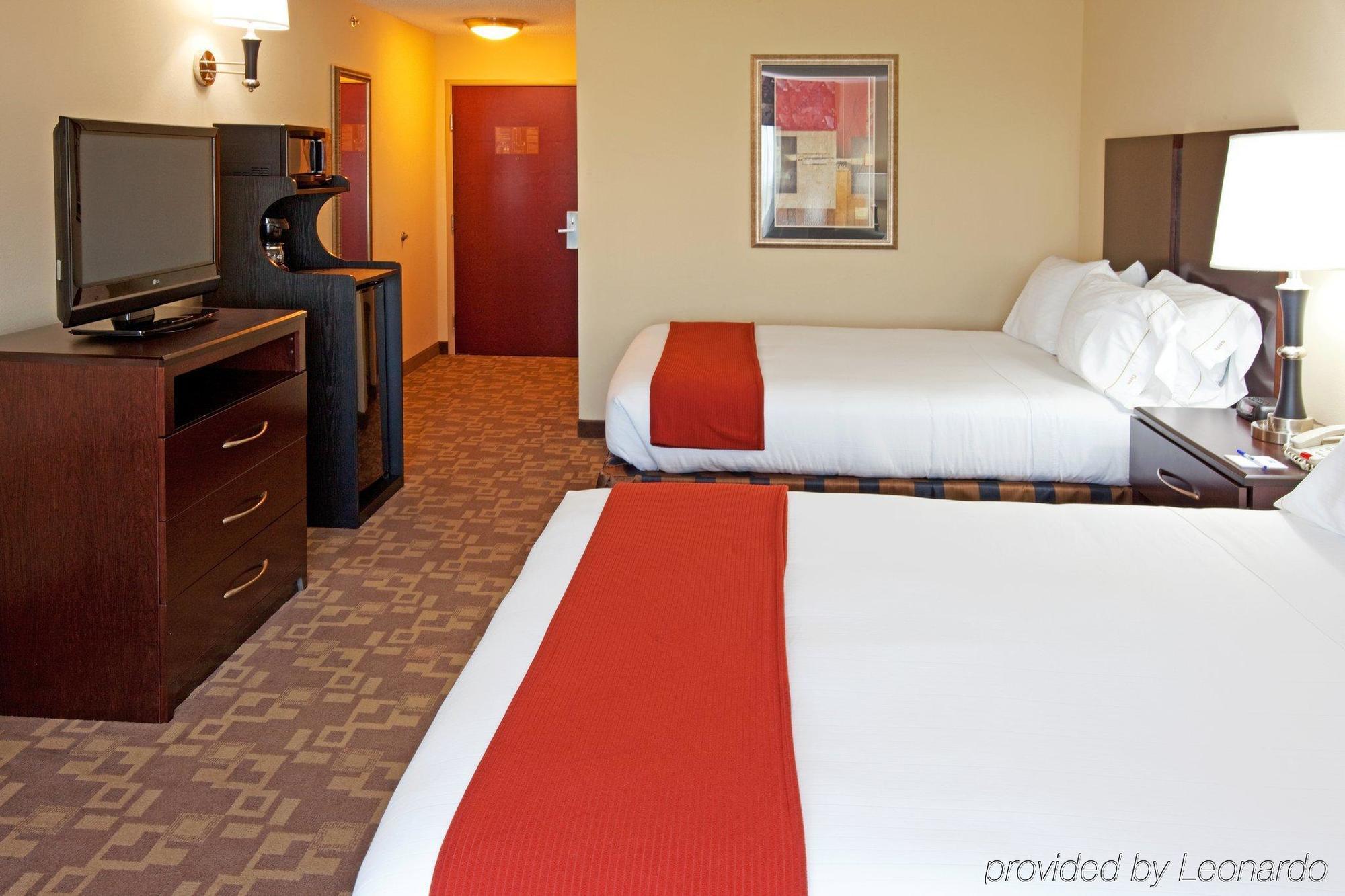 Holiday Inn Express & Suites Lexington Downtown Area-Keeneland, An Ihg Hotel Extérieur photo
